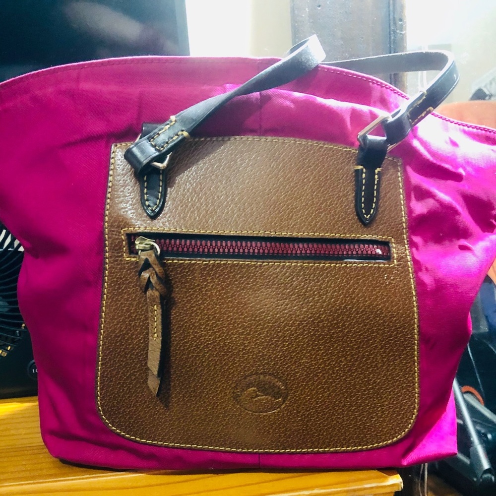 Dooney & bourke original tote! Used.large size!